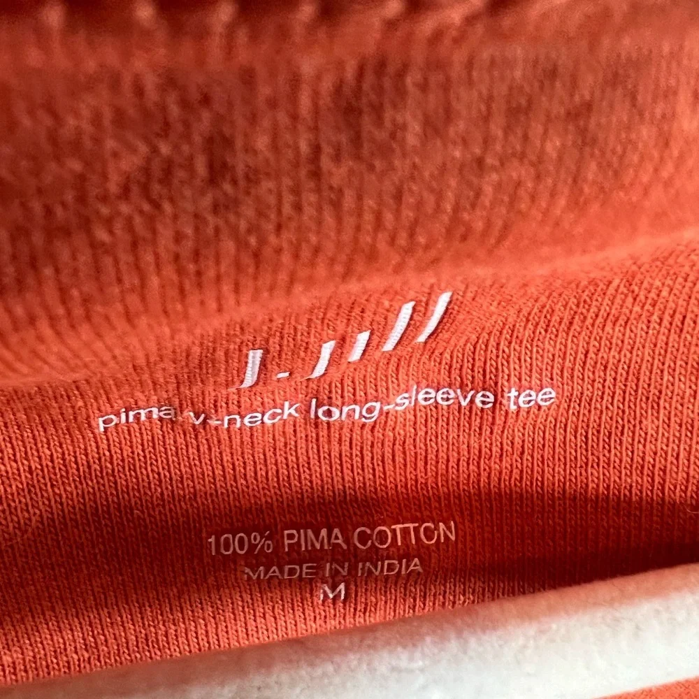 J. Jill Rust Burnt Orange Long Sleeve V-Neck Top Womens Size Medium - Picture 10 of 10